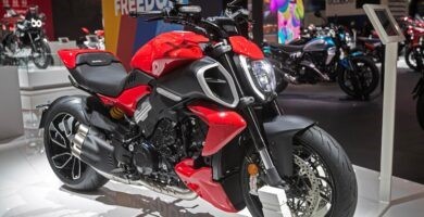 Ducati Diavel V4
