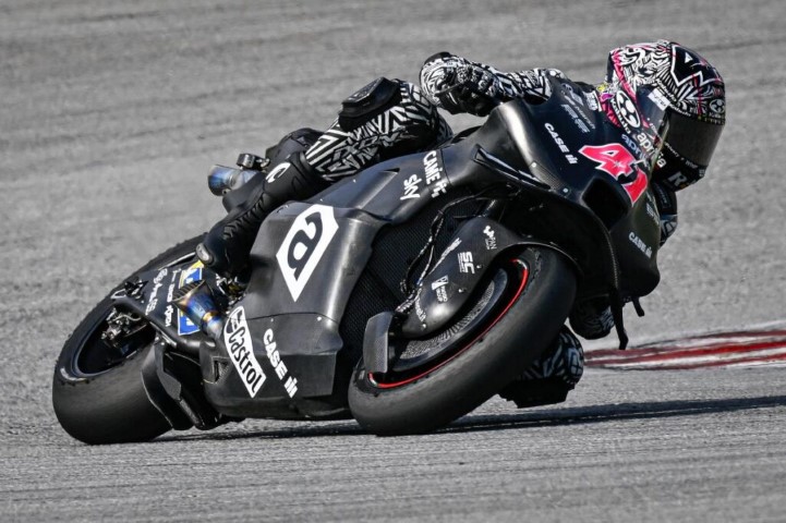 Aleix Espargaró Aprilia MotoGP Portimao test Malasia