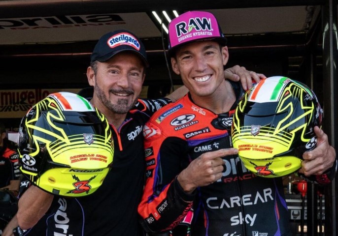 Max Biaggi, Aprilia
