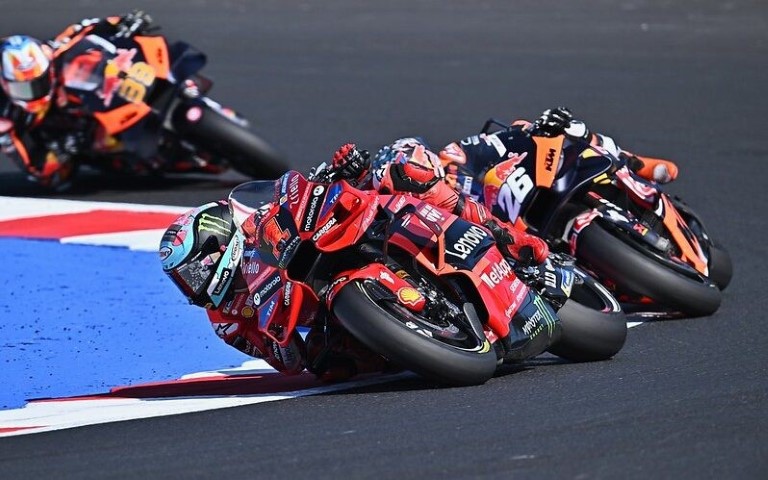 dani-pedrosa-pecco-bagnaia-motogp-misano