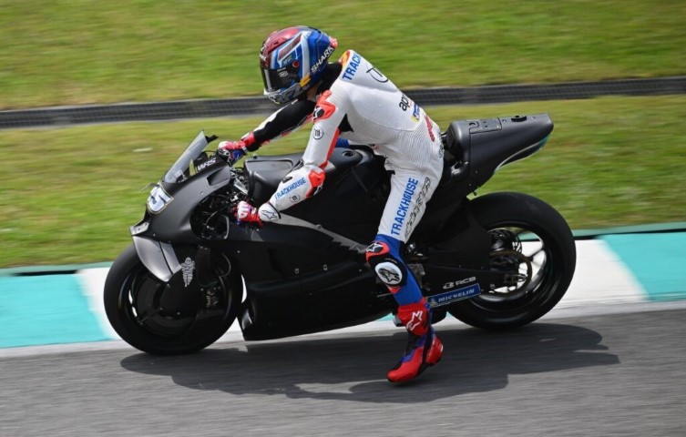 Raúl Fernández Test Sepang