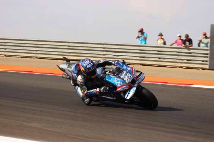Oliveira, Aprilia