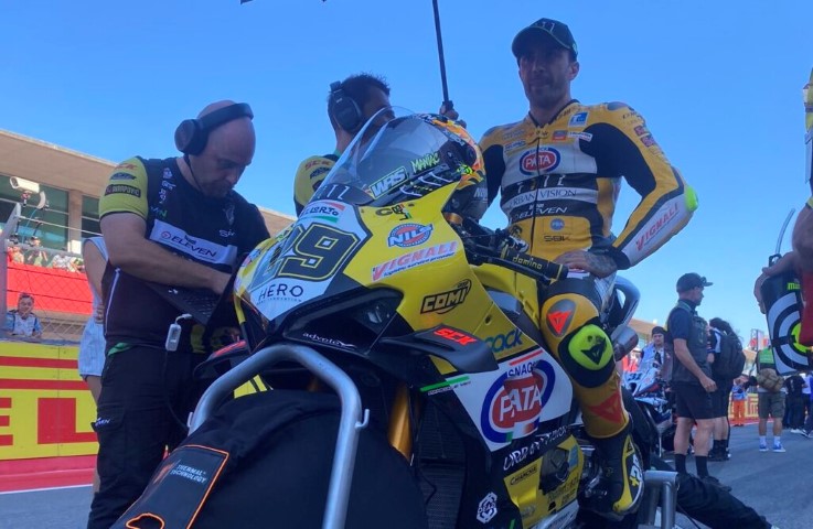 Andrea Iannone, Go Eleven