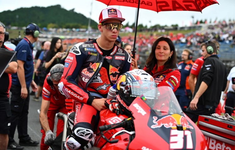 dani-pedrosa-pedro-acosta