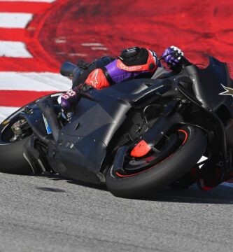 Jorge Martín Fabiano Sterlacchini Aprilia MotoGP test Barcelona