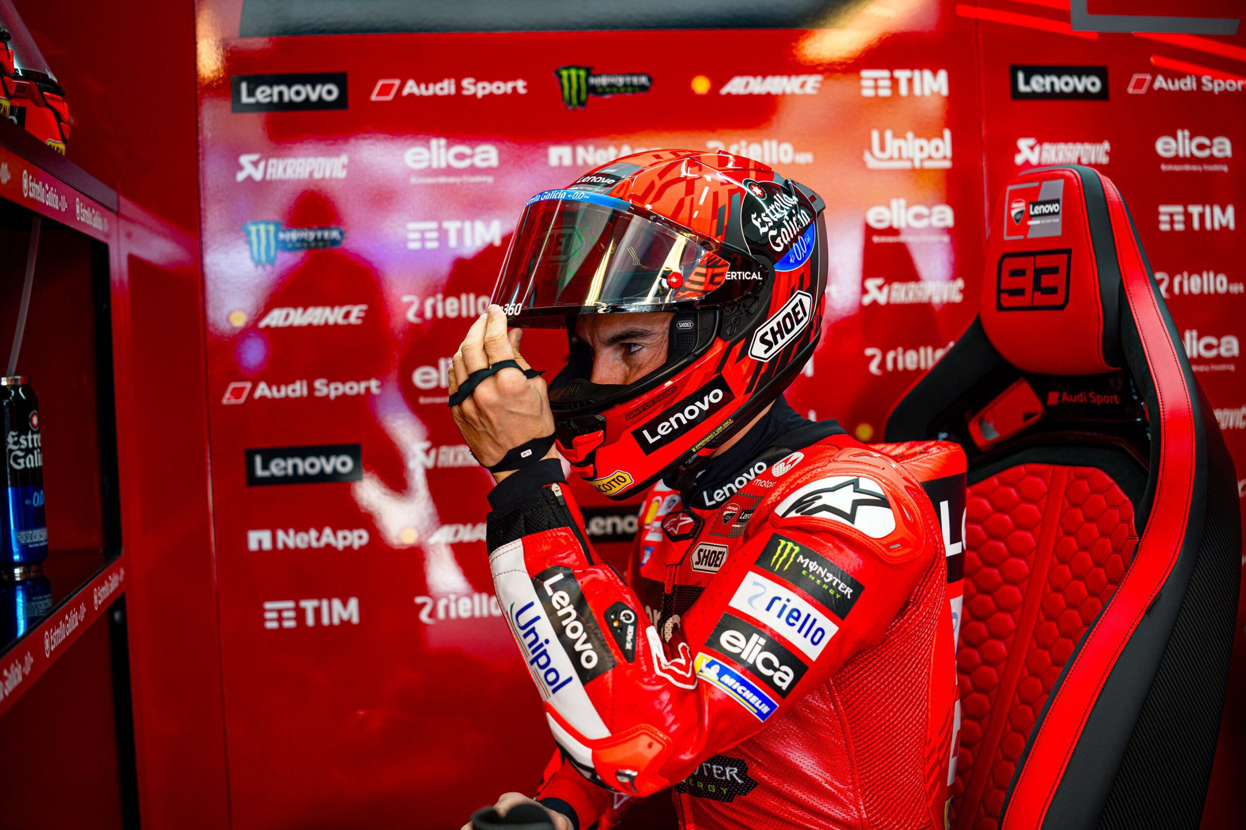 https://www.motosan.es/wp-content/uploads/2025/04/MM-_7__UC787192_Mid-scaled.jpg