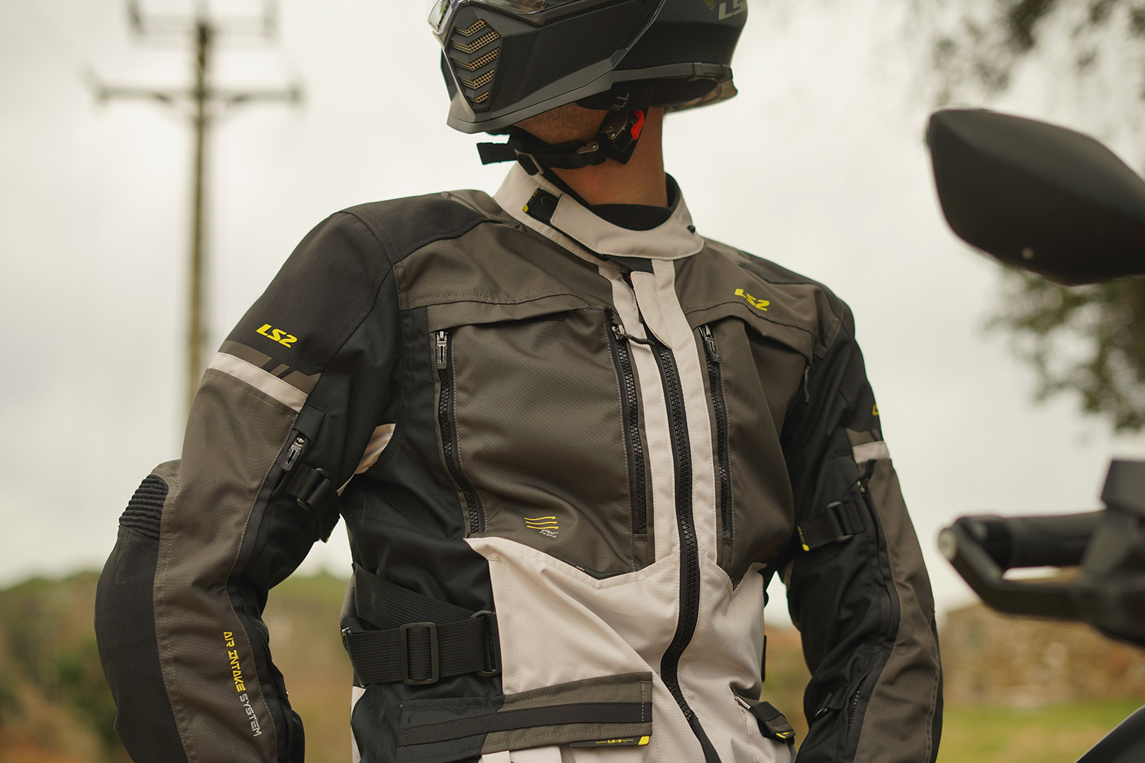 https://www.motosan.es/wp-content/uploads/2025/05/082FD4-9DFC7F-1683029719.jpg