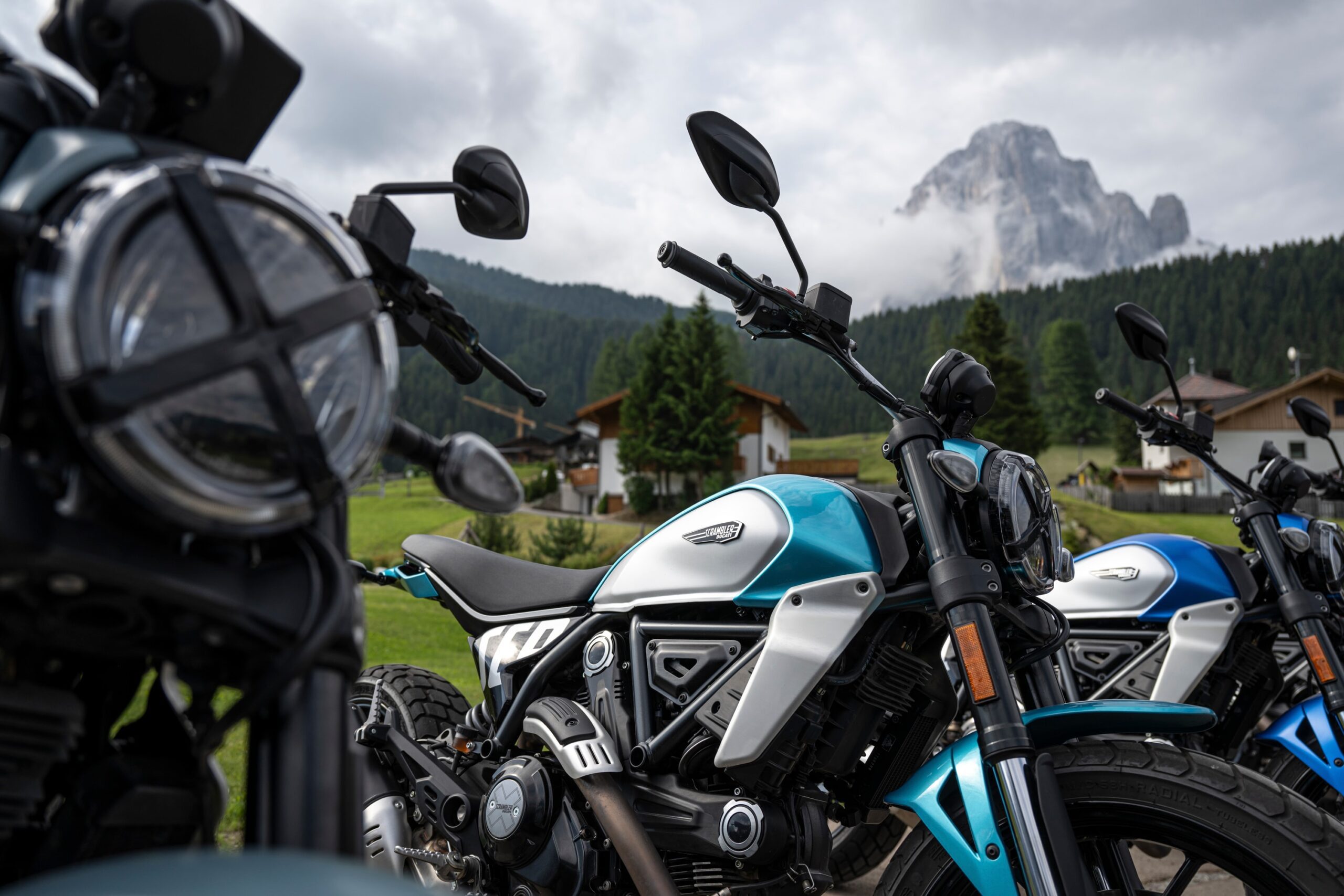 https://www.motosan.es/wp-content/uploads/2025/05/4.-Days-of-Joy_UC790068_High-scaled.jpg