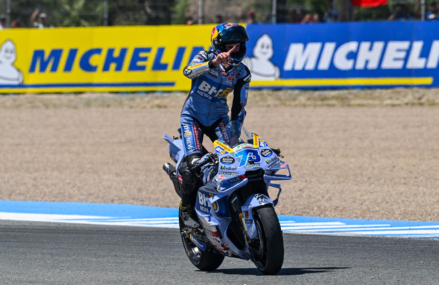 https://www.motosan.es/wp-content/uploads/2025/05/54479388077_09baa6efbb_h.jpg