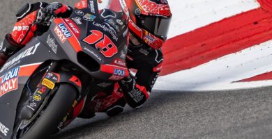 Manu Gonz&aacute;lez Moto2