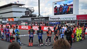 MotoGP parilla 2026 altura de los pilotos