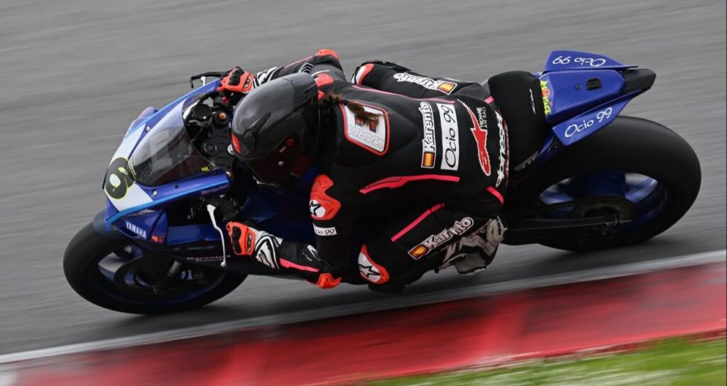 Moto Femenino WorldWCR